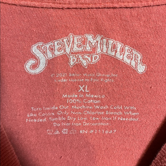 Steve Miller Band Graphic T-Shirt - Picture 3 of 5